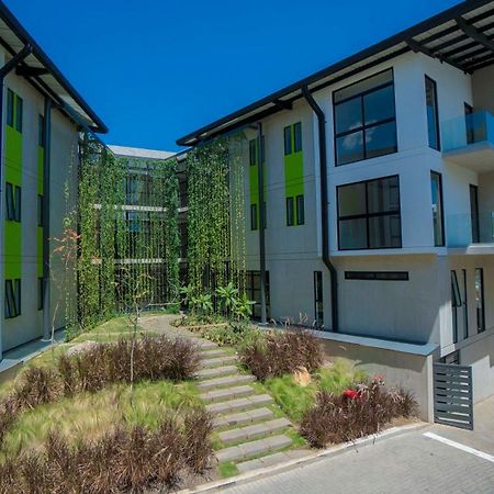 Bee Suites Santa Ana Santa Ana (San Jose) Exterior foto