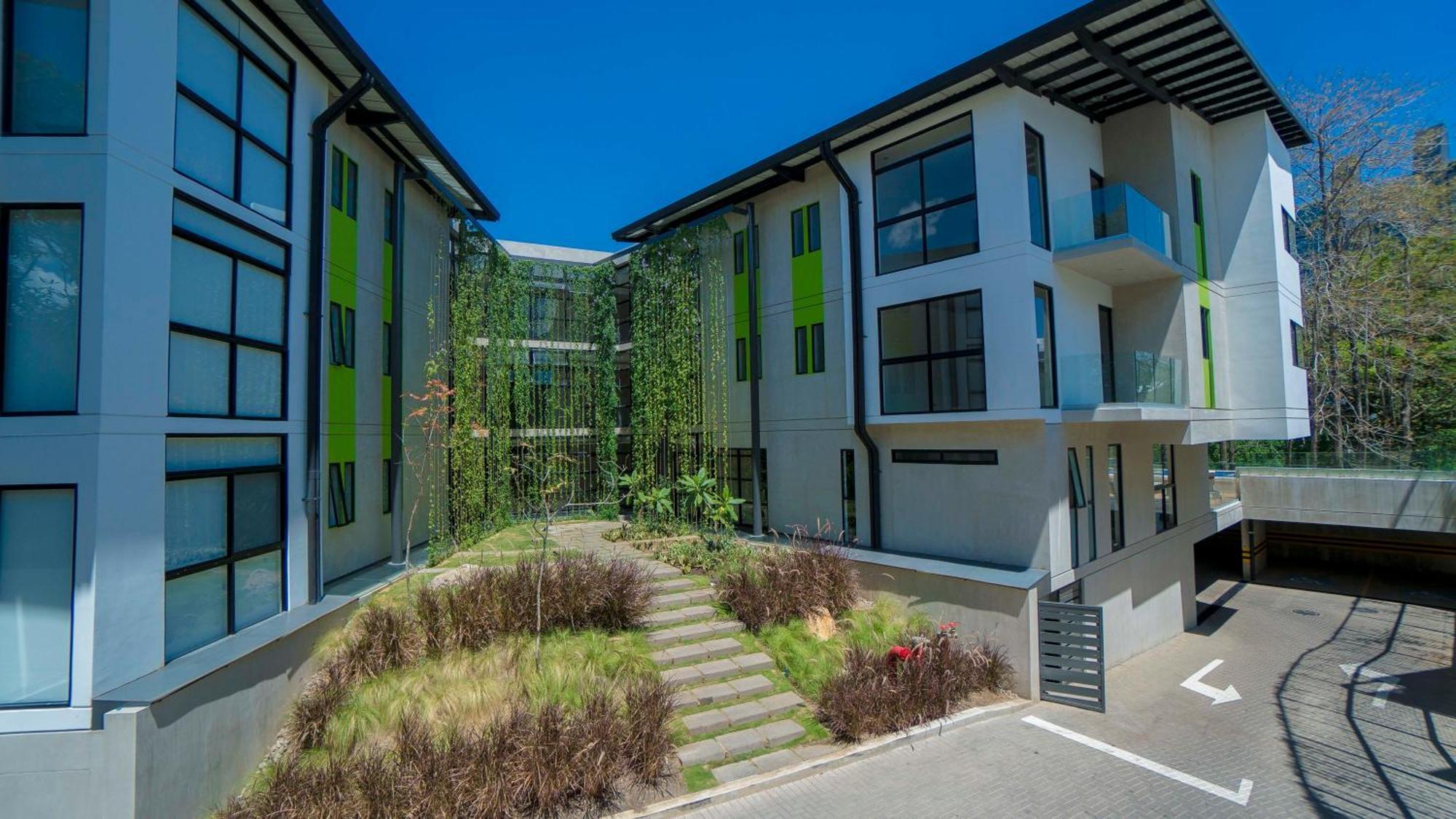 Bee Suites Santa Ana Santa Ana (San Jose) Exterior foto